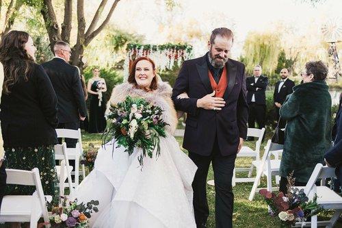 mobile - carousel-hero-element image-0