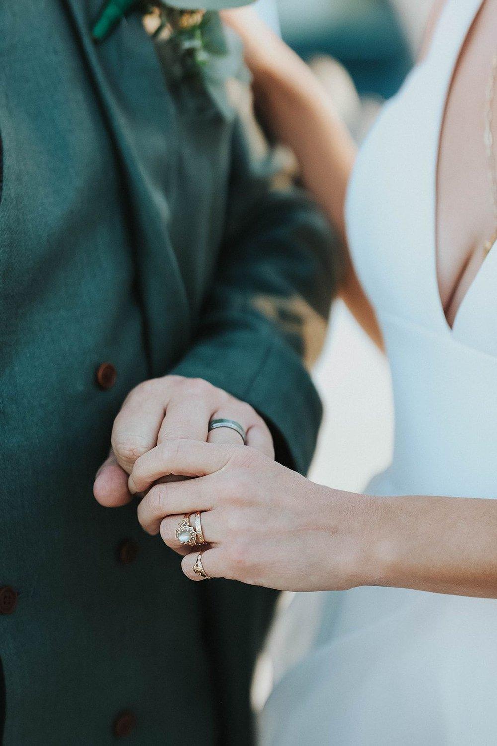 carousel-hero-element image-1