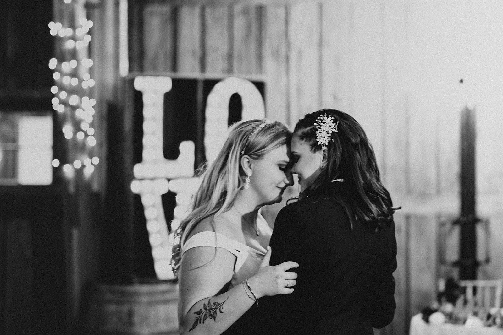 carousel-hero-element image-7